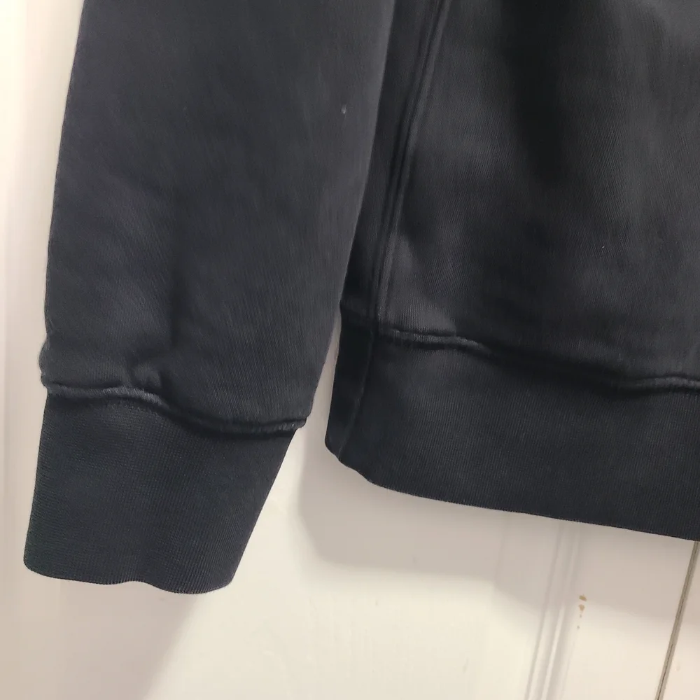 Nike Men's Hoodie in Black FLAW HOLE IN FRONT SZ‎ M